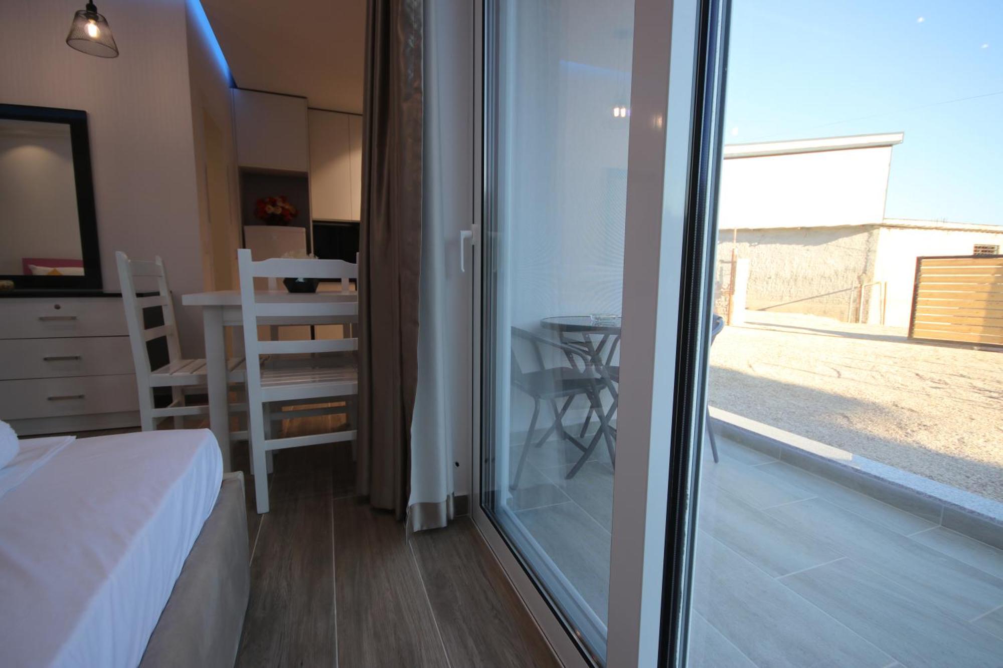Klea Rooms Himare Exterior foto