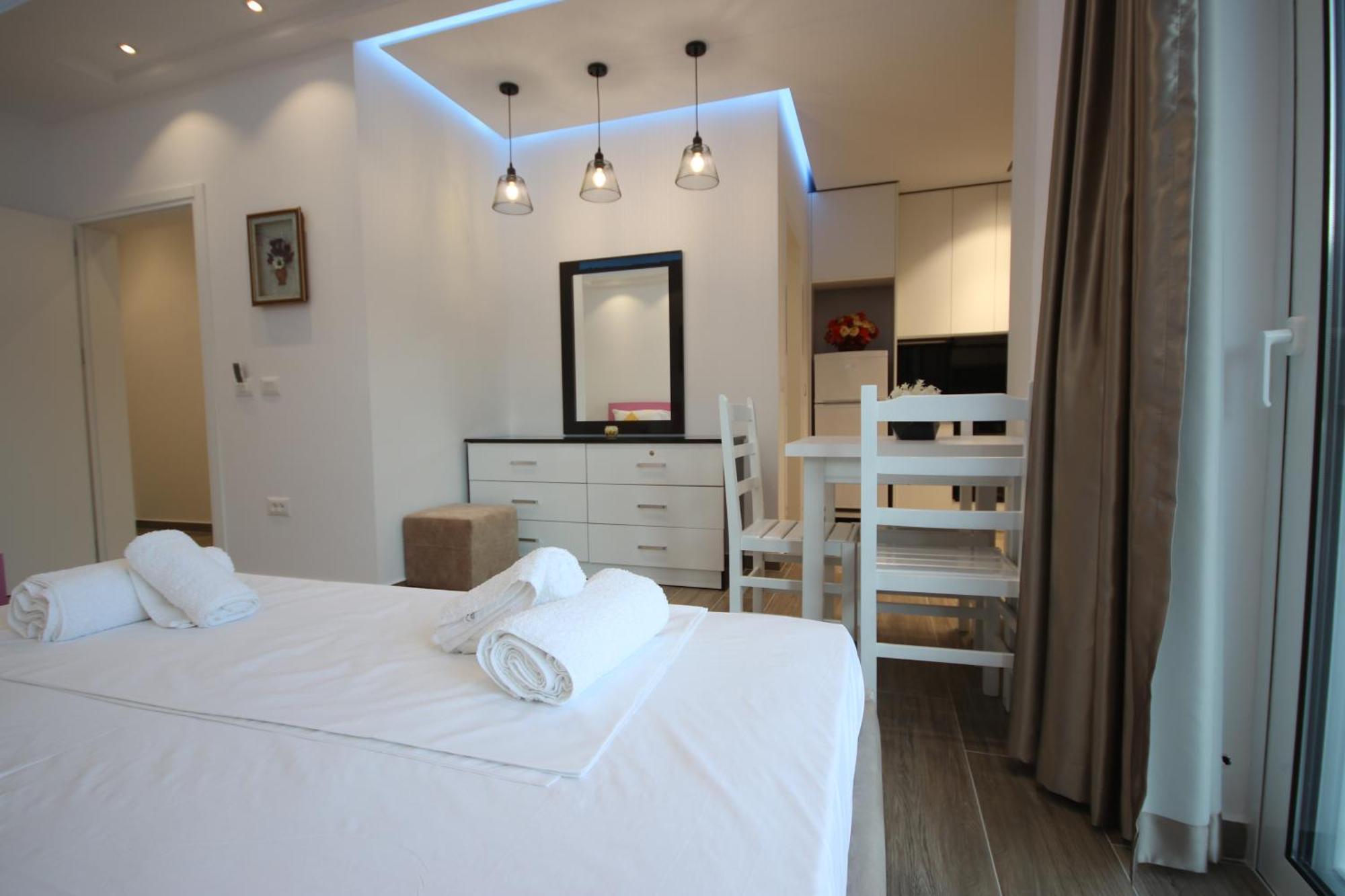 Klea Rooms Himare Exterior foto